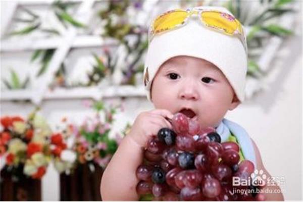 一岁的宝宝可以吃葡萄干,一岁的宝宝可以吃葡萄干